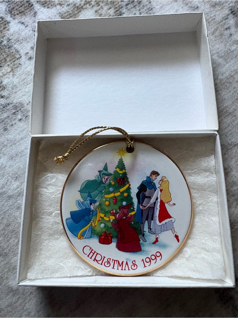 VTG 1999 Sleeping Beauty Charmed Christmas Disney Grolier Disk Ornament Aurora